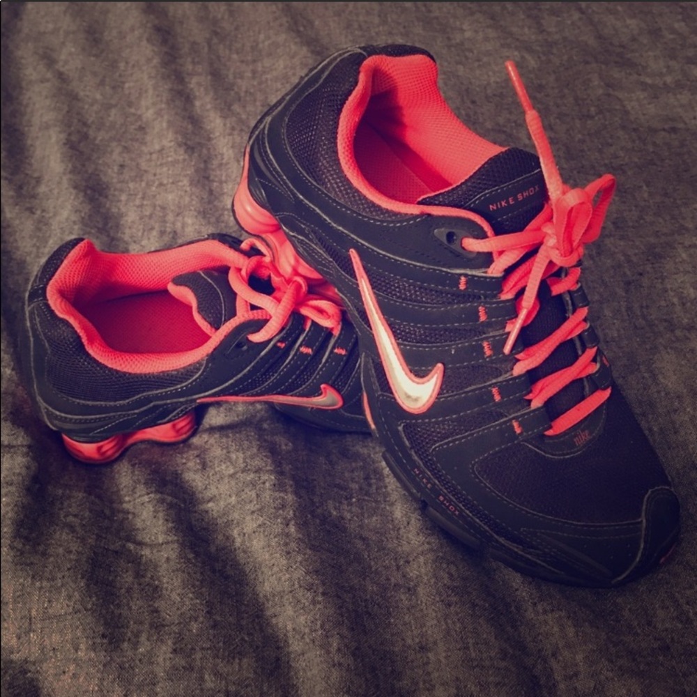 Nike shox